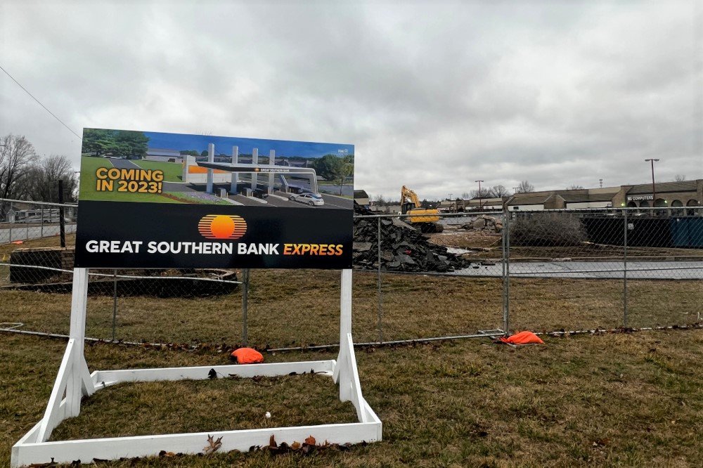 The new branch is being constructed at an existing Great Southern Bank location that was razed last month.